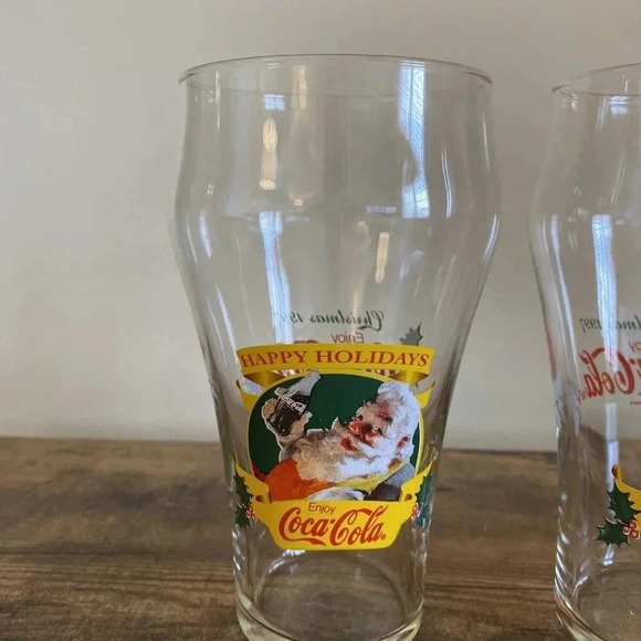2 Vintage Enjoy Coca-Cola "Christmas 1997" Santa Clause "Happy Holidays" Glasses - Picture 2 of 8